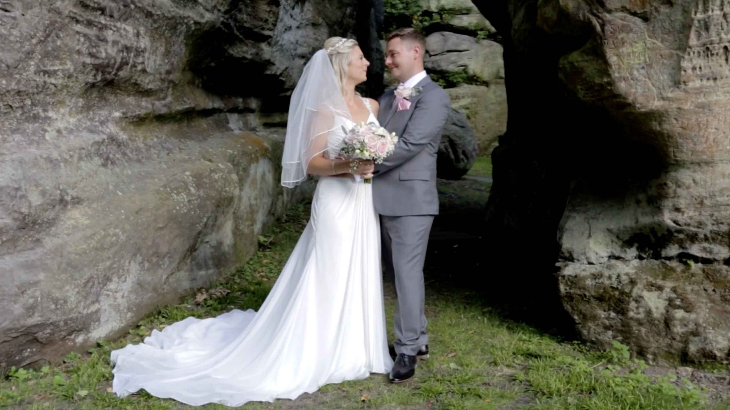 Wedding videography kent, wedding videogrpahy london. cinematic wedding videographer found in Kent wedding videographer